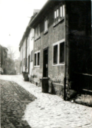 Stadtarchiv Weimar, 60 10-5/20, Blick in die Friedensgasse , 1988