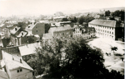 Stadtarchiv Weimar, 60 10-5/20, Blick auf den Rollplatz vom Turm der Jakobskirche , 1910