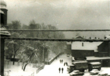 Stadtarchiv Weimar, 60 10-5/20, Blick zum Jakobskirchhof im Winter, 1977