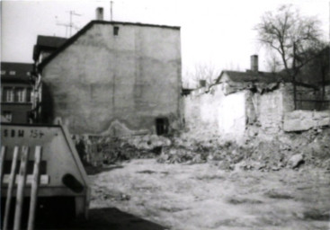 Stadtarchiv Weimar, 60 10-5/20, Blick in der Rollgasse, wohl 1985