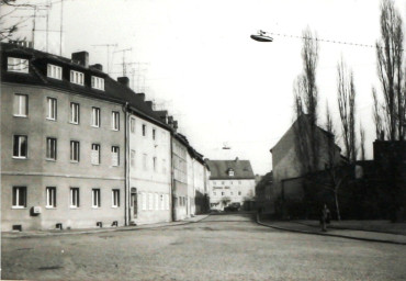 Stadtarchiv Weimar, 60 10-5/21, Blick von der Jakobstraße in die Ferdinand-Freiligrath-Straße, ohne Datum