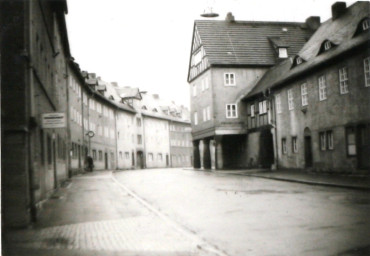 Stadtarchiv Weimar, 60 10-5/21, Blick von der Friedensstraße in die Ferdinand-Freiligrath-Straße, ohne Datum