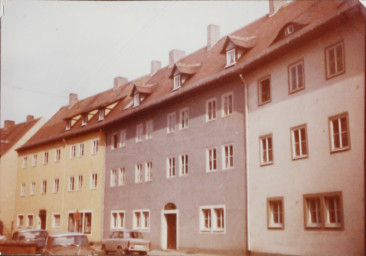 Stadtarchiv Weimar, 60 10-5/21, Blick auf die Ferdinand-Freiligrath-Straße 16, 14 und 12, ohne Datum