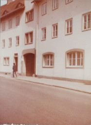 Stadtarchiv Weimar, 60 10-5/21, Blick auf die Ferdinand-Freiligrath-Straße 12/10 , ohne Datum