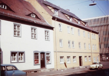 Stadtarchiv Weimar, 60 10-5/21, Blick auf die Ferdinand-Freiligrath-Straße 19/21, ohne Datum