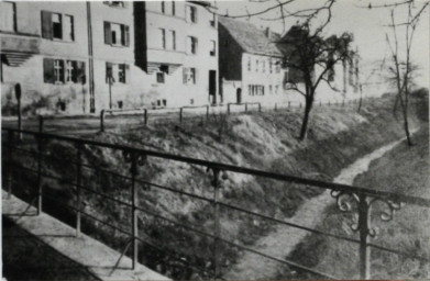 Stadtarchiv Weimar, 60 10-5/22, Blick auf die Gebäude Asbachstraße 10-18, um 1920