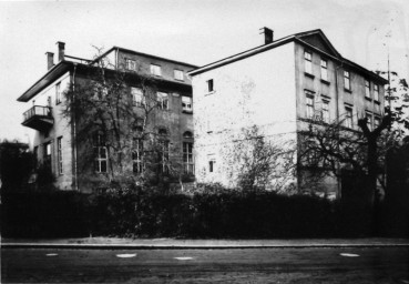 Stadtarchiv Weimar, 60 10-5/22, Blick auf »Asbachstraße 2«, vor 1936