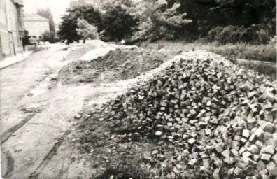 Stadtarchiv Weimar, 60 10-5/22, Blick in die Asbachstraße , 1988