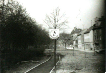 Stadtarchiv Weimar, 60 10-5/22, Blick in die Asbachstraße , 1984