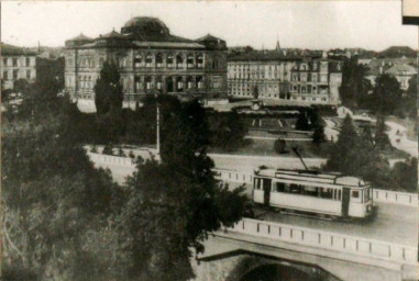 Stadtarchiv Weimar, 60 10-5/22, Blick über den Viadukt zum Landesmuseum, 1930