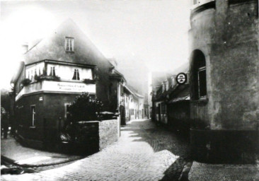 Stadtarchiv Weimar, 60 10-5/22, Blick in die Kleine Töpfergasse, um 1935