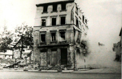 Stadtarchiv Weimar, 60 10-5/22, Abriss des Hauses Friedensstraße 2, 1989