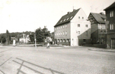 Stadtarchiv Weimar, 60 10-5/22, Blick in die Friedensstraße, 1985