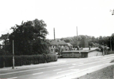 Stadtarchiv Weimar, 60 10-5/22, Blick auf die Friedensstraße, 1989