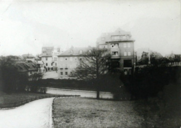 Stadtarchiv Weimar, 60 10-5/22, Blick auf die Häuser am Kettenberg, um 1900