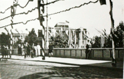 Stadtarchiv Weimar, 60 10-5/22, Viadukt im Festschmuck, vor 1937