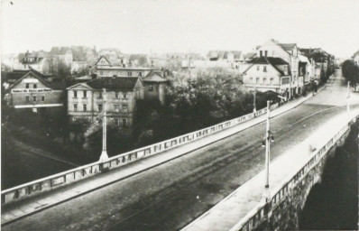 Stadtarchiv Weimar, 60 10-5/22, Blick auf den Viadukt und in die Ettersburger Straße , um 1935