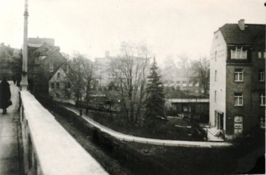 Stadtarchiv Weimar, 60 10-5/22, Blick auf den Weg von der Asbachstraße zum Aufgang Bürgerschulstraße, um 1925