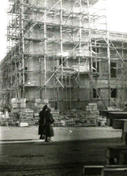 Stadtarchiv Weimar, 60 10-5/23, Blick (Westansicht) auf den Bau des Glockenturmes , 1940