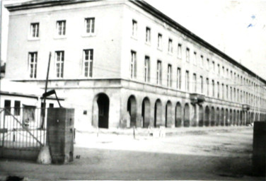 Stadtarchiv Weimar, 60 10-5/23, Blick auf den Karl-Marx-Platz , ohne Datum