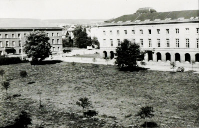 Stadtarchiv Weimar, 60 10-5/23, Blick auf den Karl-Marx-Platz , ohne Datum