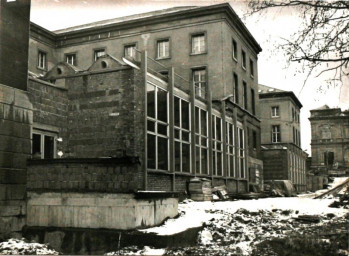 Stadtarchiv Weimar, 60 10-5/23, Blick von der Brennerstraße zur Museum-Ruine, ohne Datum