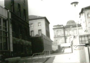 Stadtarchiv Weimar, 60 10-5/23, Blick von der Brennerstraße zur Museumsruine, ohne Datum