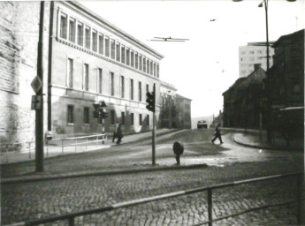 Stadtarchiv Weimar, 60 10-5/23, Blick von der Karl-Liebknechtstraße in die Friedensstraße, 1970