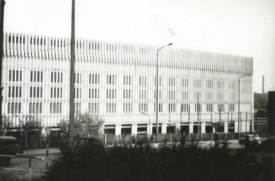 Stadtarchiv Weimar, 60 10-5/23, Blick vom Jakobsplan auf die Friedensstraße, 1980