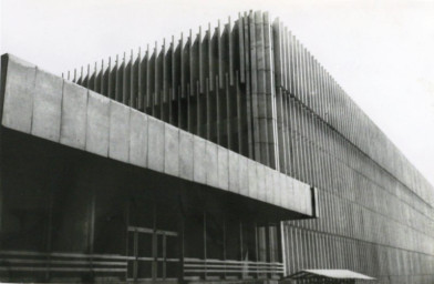 Stadtarchiv Weimar, 60 10-5/23, Mehrzweckgebäude am Karl-Marx-Platz , 1978