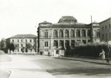 Stadtarchiv Weimar, 60 10-5/24, Blick auf den Karl-Marx-Platz, ohne Datum