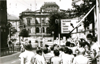 Stadtarchiv Weimar, 60 10-5/24, Blick von der Karl-Liebknecht-Straße zum Karl-Marx-Platz , 1985