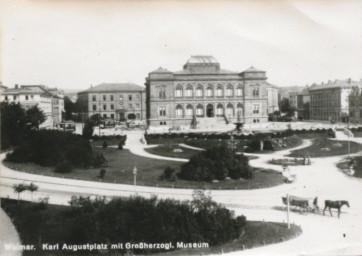 Stadtarchiv Weimar, 60 10-5/24, Blick auf den Karl Augustplatz mit Großherzogl. Museum , ohne Datum