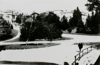 Stadtarchiv Weimar, 60 10-5/24, Blick vom Kettenberg über den Karl-August-Platz, um 1933