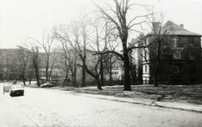 Stadtarchiv Weimar, 60 10-5/25, Blick in die Brennerstraße, 1986