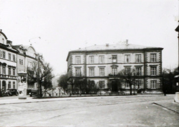 Stadtarchiv Weimar, 60 10-5/25, Blick vom Karl-Marx-Platz zum Rathenauplatz, um 1978