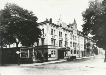 Stadtarchiv Weimar, 60 10-5/25, Blick in den Jubiläumsplatz (heutiger August-Baudert-Platz)/Ecke Sophienstraße, 1900