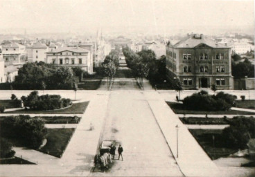 Stadtarchiv Weimar, 60 10-5/25, Blick vom Bahnhof in die Sophienstraße, um 1900