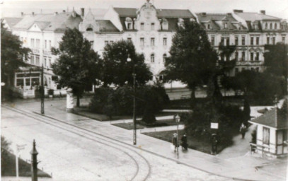 Stadtarchiv Weimar, 60 10-5/25, Blick vom Hauptbahnhof auf den Jubiläumsplatz , heutiger August-Baudert-Platz, um 1920