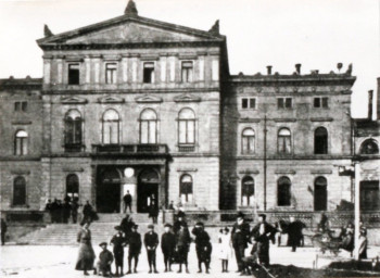 Stadtarchiv Weimar, 60 10-5/25, Alter Hauptbahnhof mit Pferdedroschken, um 1910