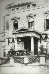 Stadtarchiv Weimar, 60 10-5/25, Blick auf den Fürstenpavillon des alten Bahnhofs, 1912