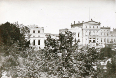 Stadtarchiv Weimar, 60 10-5/25, Blick über den Jubiläumsplatz zum Bahnhof, 1912