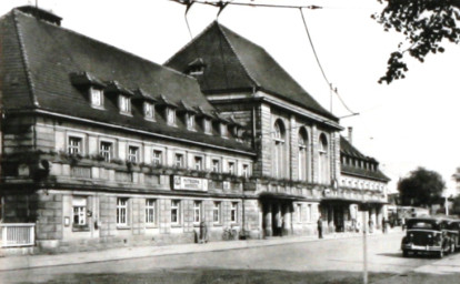 Stadtarchiv Weimar, 60 10-5/25, Blick in die Paulinenstraße (heute Schopenhauerstraße), nach 1945