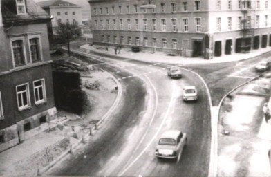 Stadtarchiv Weimar, 60 10-5/23, Blick auf die Ernst-Thälmann-Straße in Richtung Karl-Marx-Platz , 1982