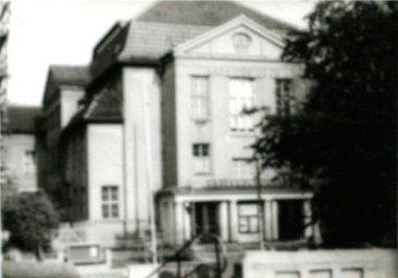 Stadtarchiv Weimar, 60 10-5/26, Blick auf Haus des FDGB "Kreiskulturhaus", Wilhelm-Pieck-Straße 8, 1980