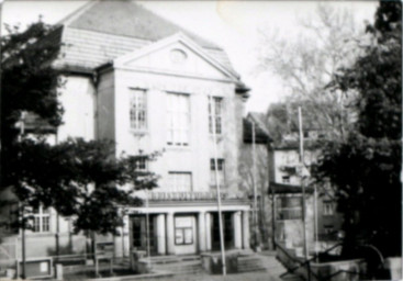 Stadtarchiv Weimar, 60 10-5/26, Blick auf Haus des FDGB "Kreiskulturhaus",  Wilhelm-Pieck-Straße 8, 1980