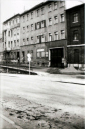 Stadtarchiv Weimar, 60 10-5/26, Blick auf die Schopenhauerstraße 3-5, 1987