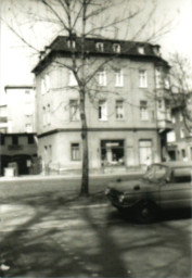 Stadtarchiv Weimar, 60 10-5/34, Blick zur Kreuzung Schützengasse 1/ Hummelstraße, 1980