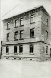 Stadtarchiv Weimar, 60 10-5/26, Eckgebäude Bertuchstraße 7/ Friedrich-Naumann-Straße, um 1920