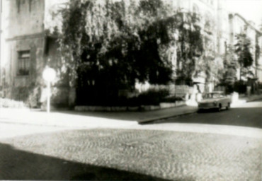 Stadtarchiv Weimar, 60 10-5/26, Blick auf Haus Nr. 25, Straße der Jungen Pioniere / Ecke Meyerstraße, 1975